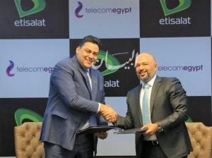 "المصریة للاتصالات" و "اتصالات مصر" توقعان اتفاقیات لتقدیم خدمات الصوت الثابت